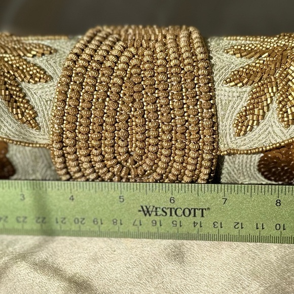 David Jeffrey hand beaded tube clutch BNWT - Picture 3 of 9